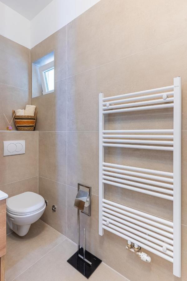 Apartments Ivanka Cres Εξωτερικό φωτογραφία