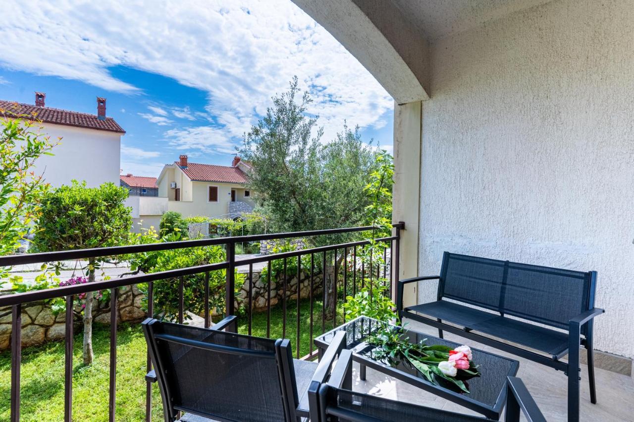 Apartments Ivanka Cres Εξωτερικό φωτογραφία
