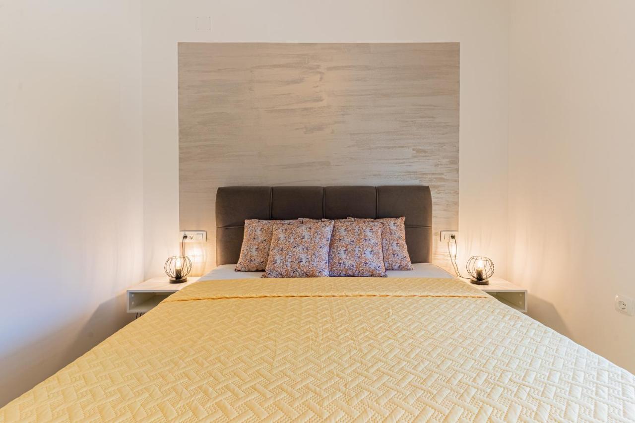 Apartments Ivanka Cres Εξωτερικό φωτογραφία