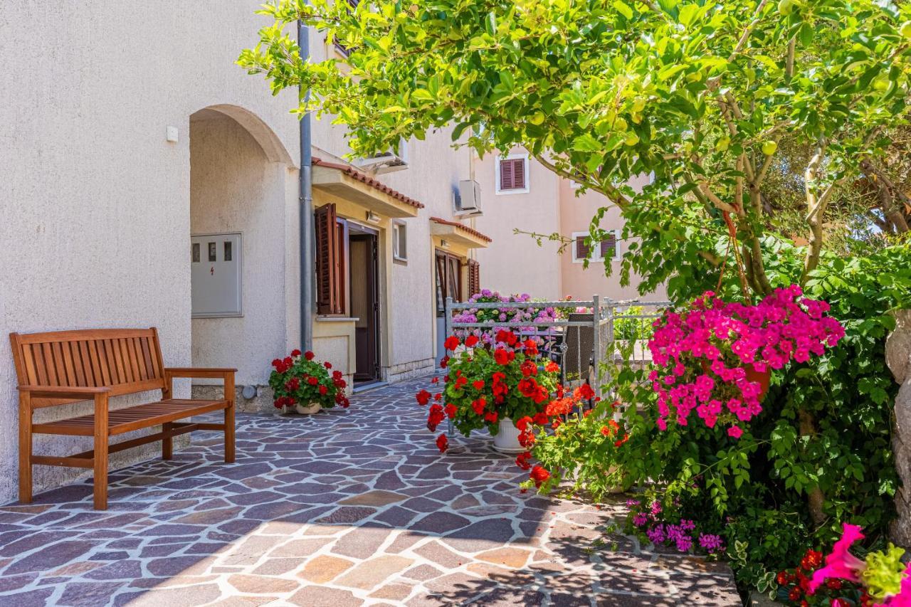 Apartments Ivanka Cres Εξωτερικό φωτογραφία